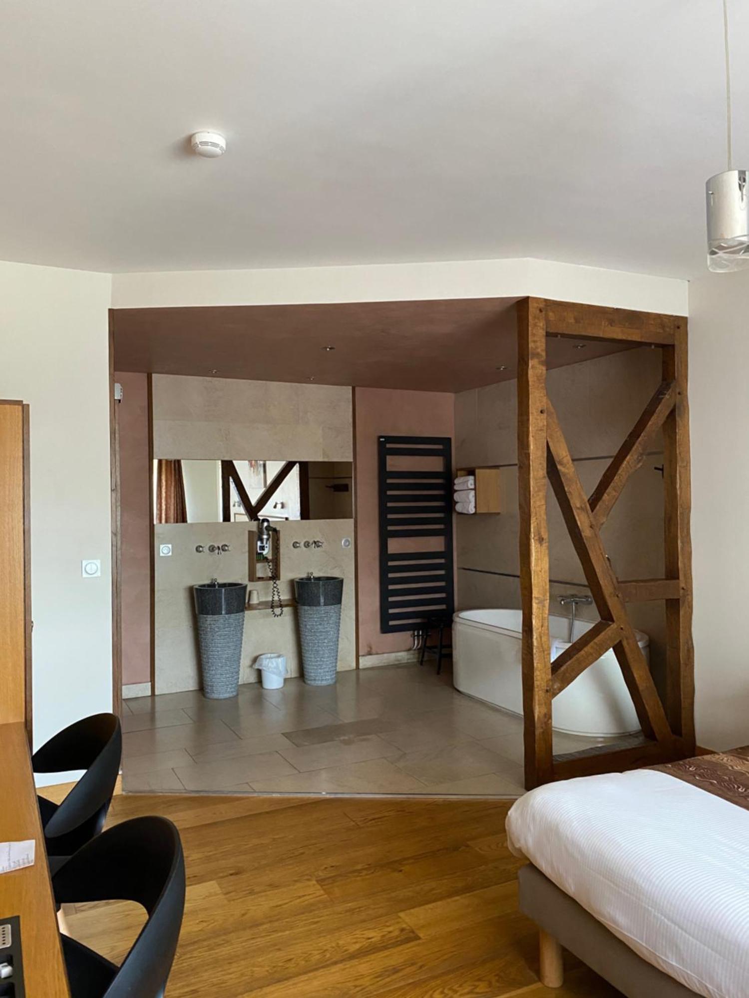 Auberge Des Moulins Pont-Les-Moulins Εξωτερικό φωτογραφία