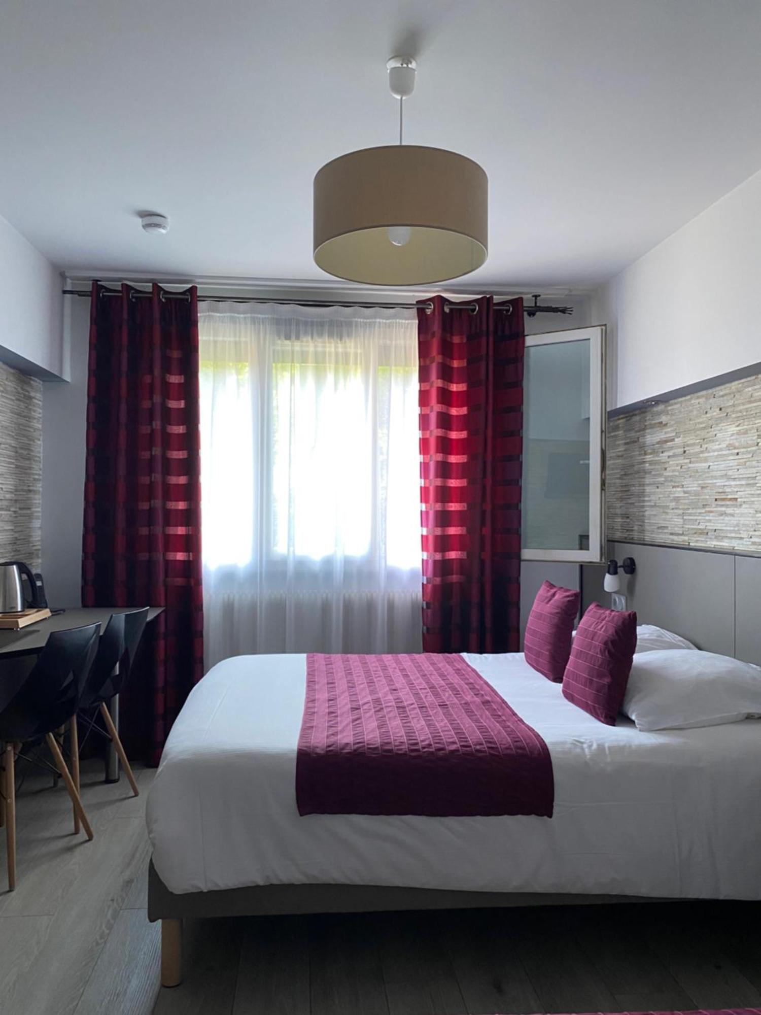 Auberge Des Moulins Pont-Les-Moulins Εξωτερικό φωτογραφία